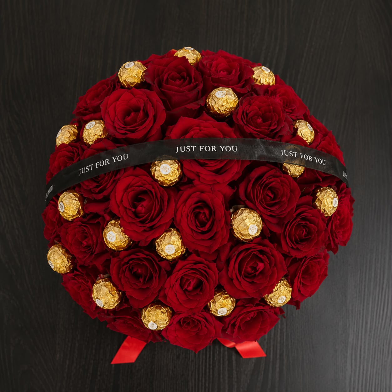 Grand Romantic: red rose in a gift box (view 2)