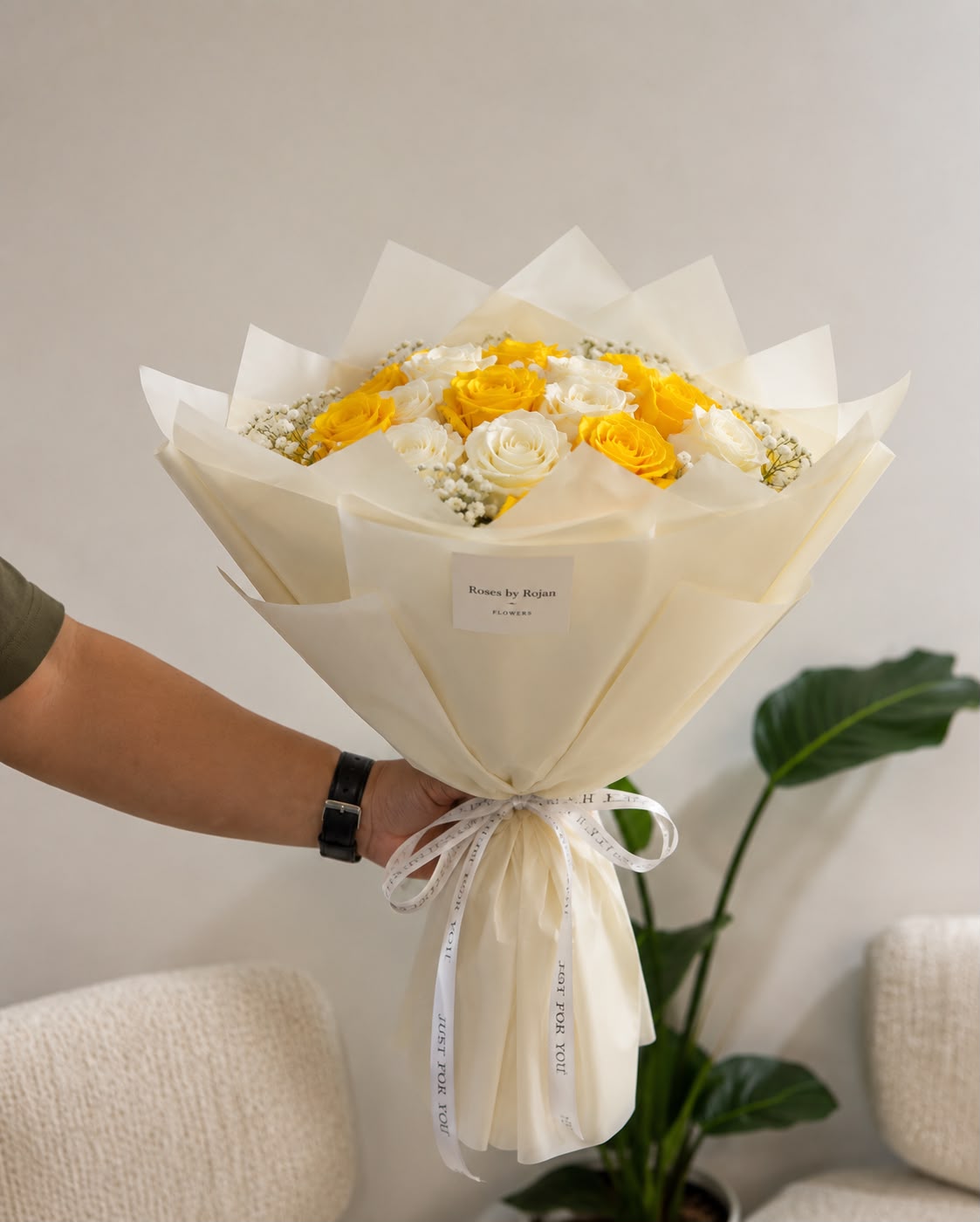 Pure Joy: white and yellow rose in a bouquet