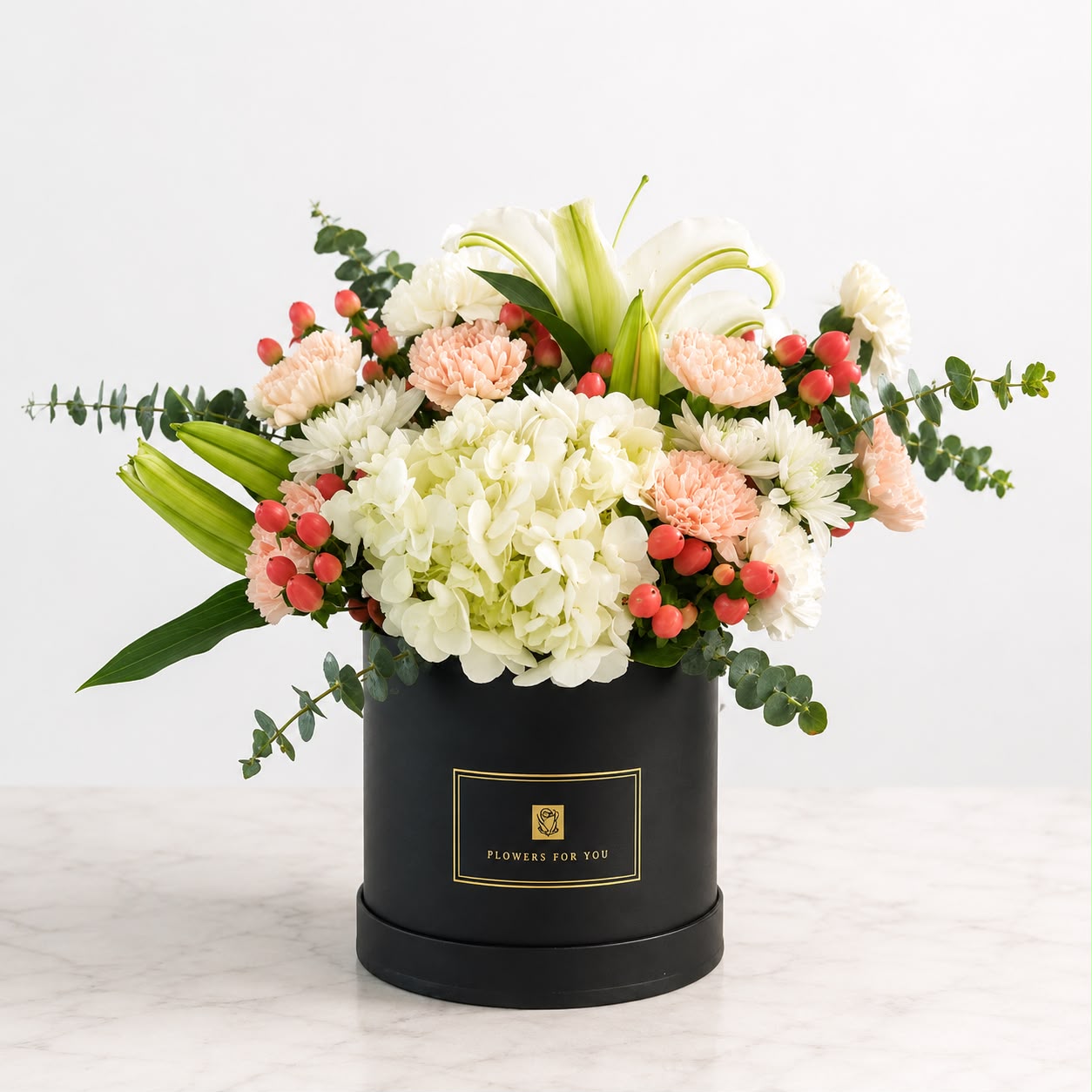 Sophia: white carnation, hypericum in a gift box (view 2)