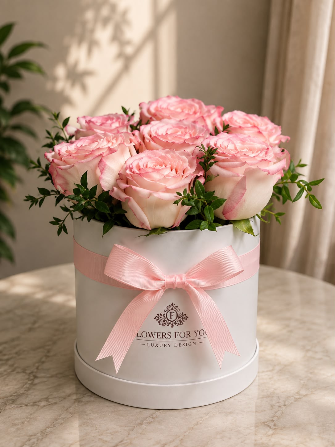 Whisper Rose: pink rose in a gift box