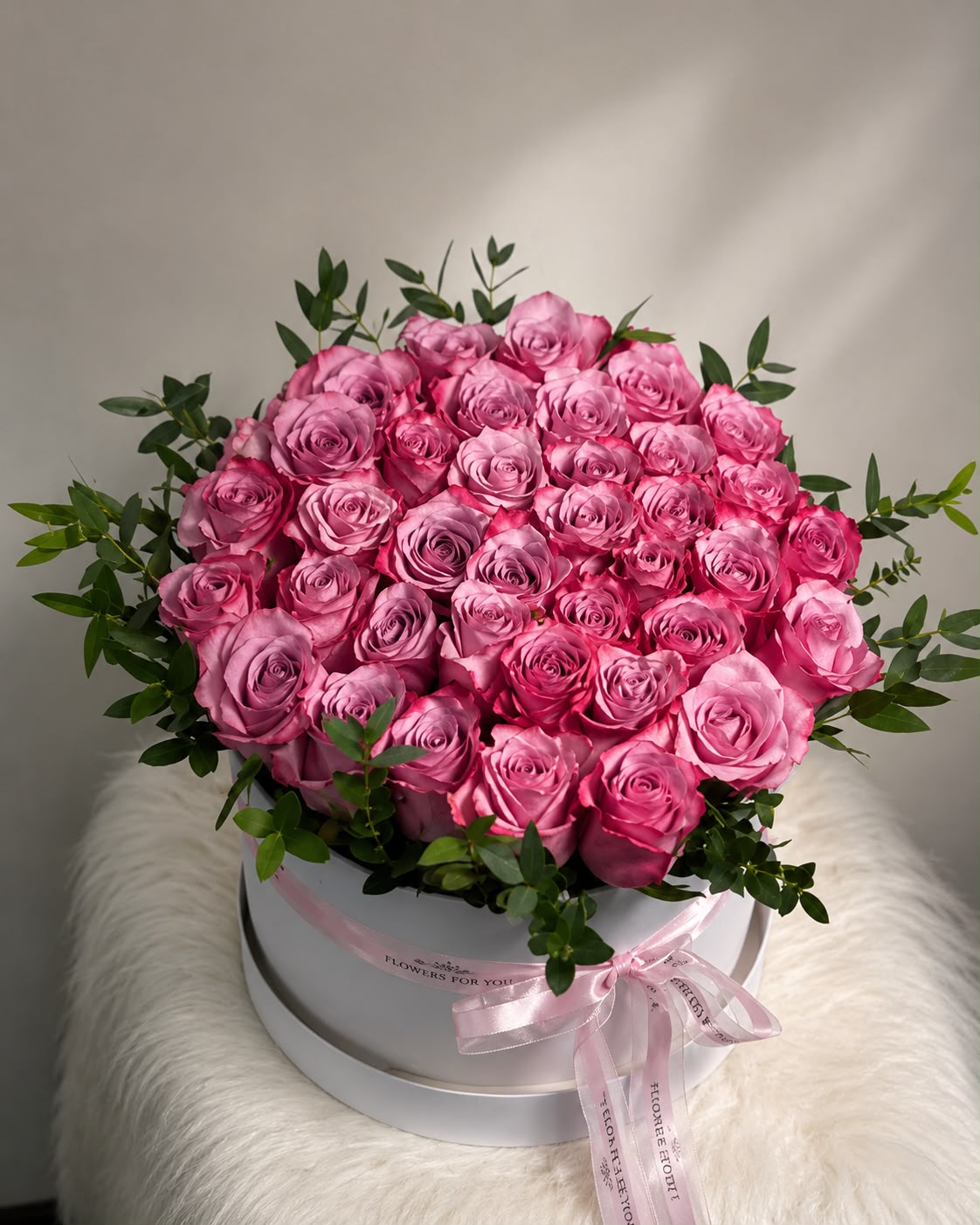 Pink Symphony: pink rose in a gift box