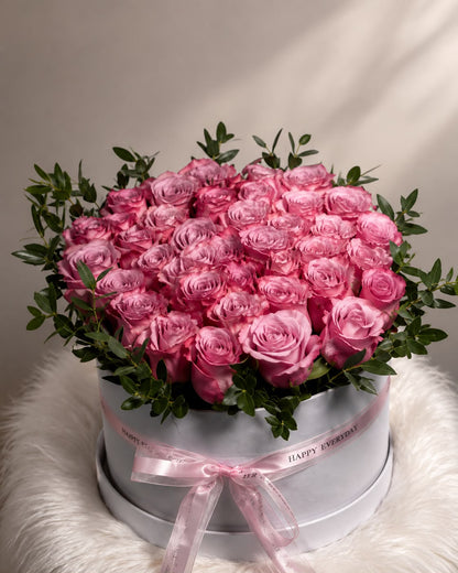 Pink Symphony: pink rose in a gift box (view 2)